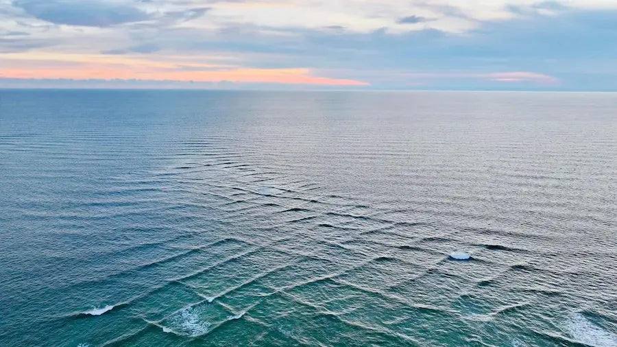 Square Waves: The Beautiful but Deadly Ocean Phenomenon