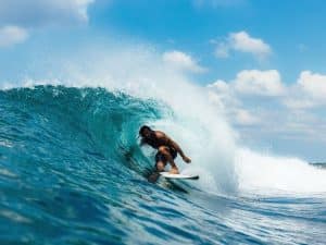 Surfing in Midigama: Sri Lanka’s Intermediate Reef Break Paradise