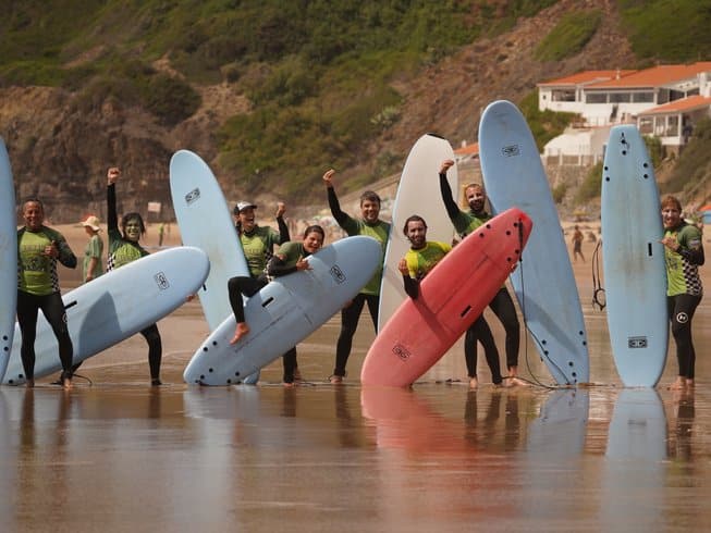 Surfing Arrifana, Algarve